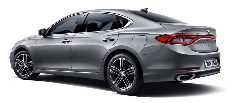  Hyundai Grandeur (IG) 2016 года  (фото 2 из 17)